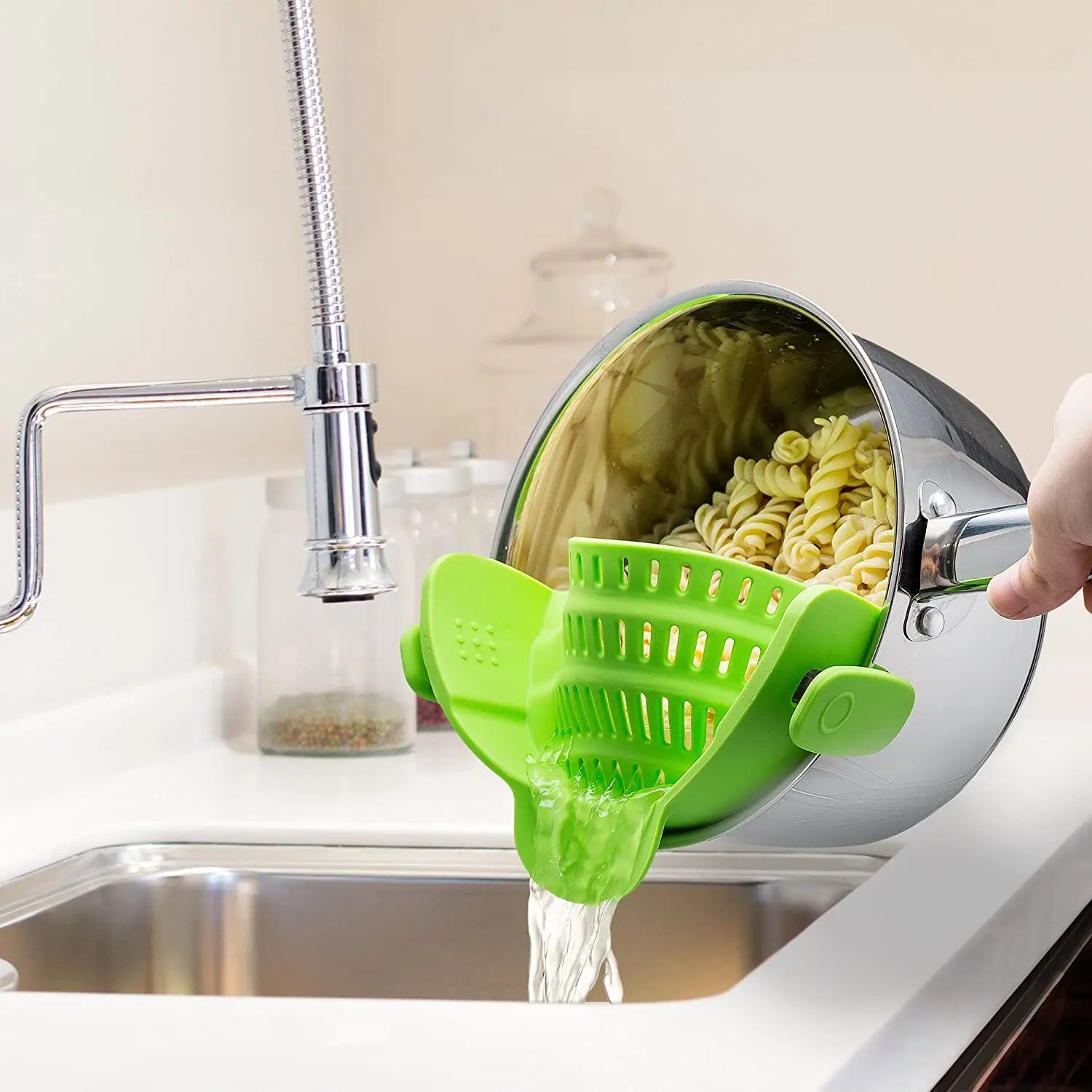 Kitchen Gizmo Snap 'N Strain Strainer, Clip On Silicone Colander, Fits All Pots and Bowls - Lime Green pattanaustralia